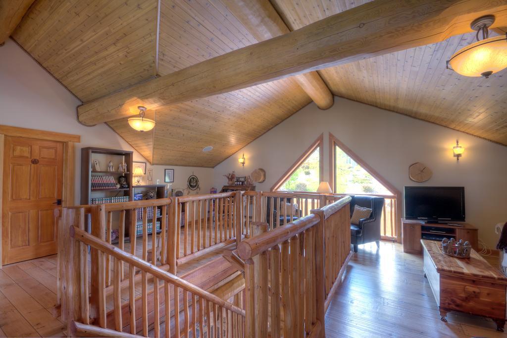 A Okanagan Lakeview Inn Келоуна Екстер'єр фото