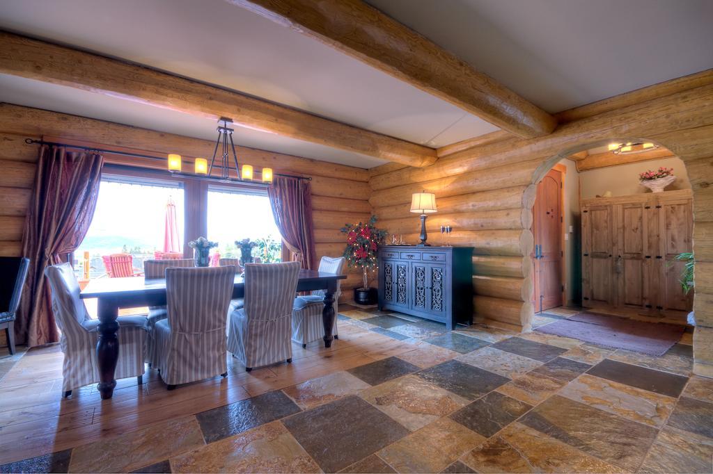 A Okanagan Lakeview Inn Келоуна Екстер'єр фото